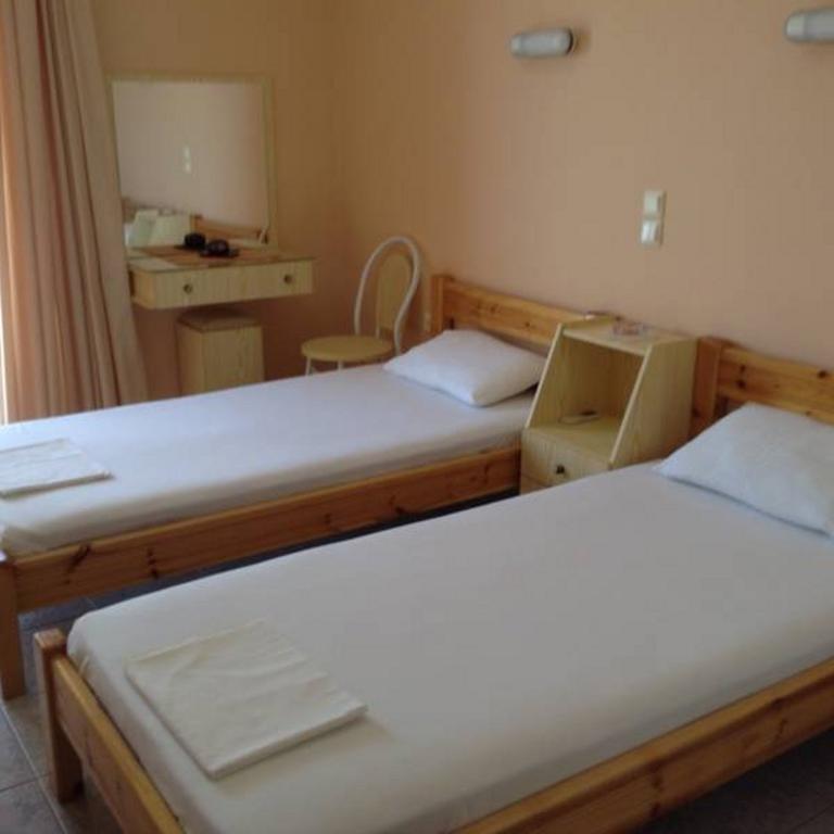 אדיפסוס Despoina Apartments מראה חיצוני תמונה