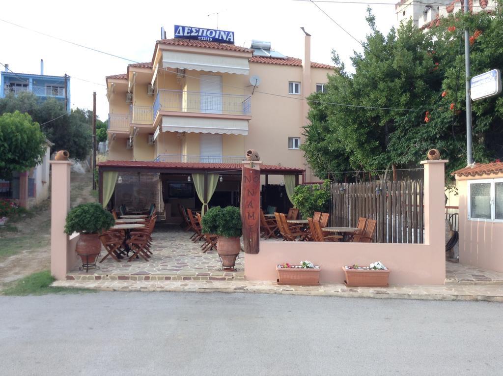 אדיפסוס Despoina Apartments מראה חיצוני תמונה